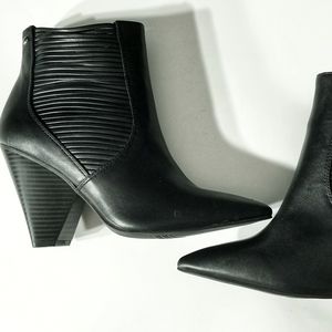 Simply Vera Vera Wang Ancle Boots Black Size 10